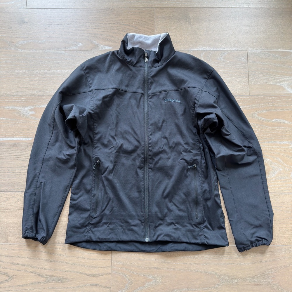 Patagonia Softshell Jacket Mens Medium Black Full Zip Outdoor Hiking Lightweight